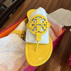 Great for Spring! Bright yellow TB Millers